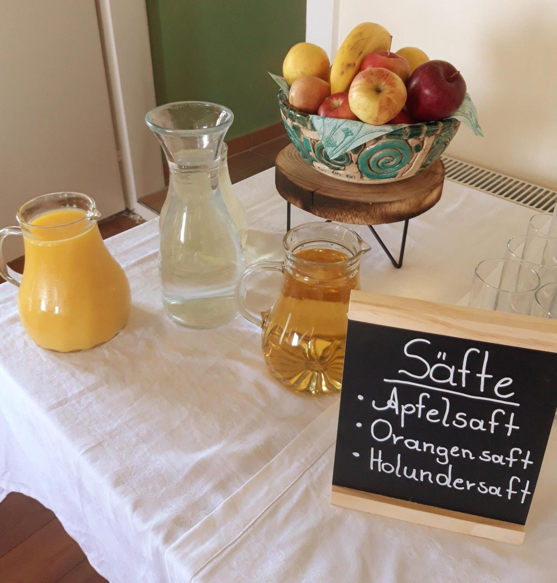 Weinhof Reichmann Bed & Breakfast Sankt Peter am Ottersbach Екстериор снимка